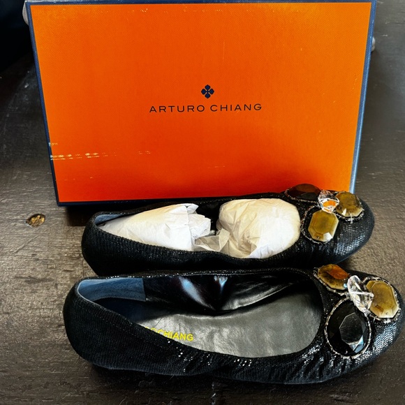 Arturo Chaing Flat Shoes - Picture 4 of 5